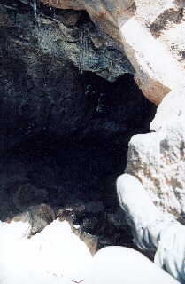 (c)2002 KPKproject - unterwegs nach oben - die Eishhle im Seitensprung