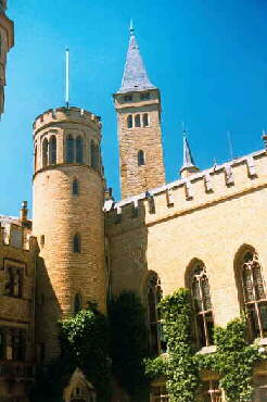Die Burganlage Hohenzollern