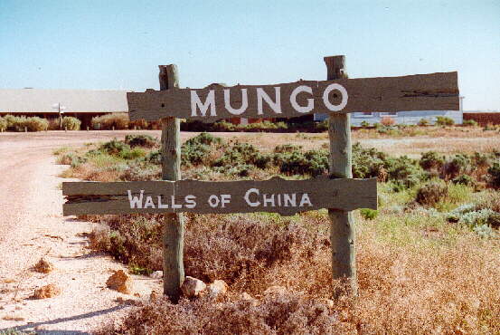 Mungo NP - Einfahrt in den NP