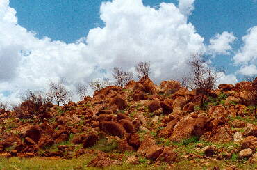 Devil's Pebbles bei Tennant Creek (NW)