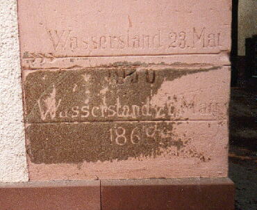 Wirtshaus Lamm - Wasserstandspegel der Flutkatastrophen