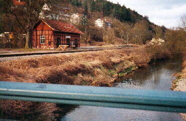 Mhringer Bahnhof an der Eyachbrcke