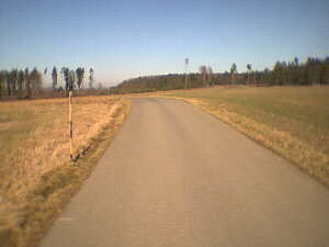 Kurz vor Felldorf schwenken wir scharf rechts ab zum Wasserhochbeh�lter