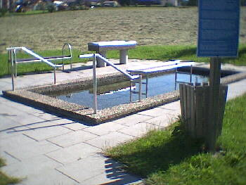 Langenbrand das neu angelegte Wassertretbecken wartet auf Kundschaft