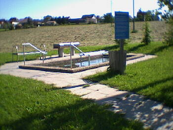 Langenbrand das neu angelegte Wassertretbecken wartet auf Kundschaft