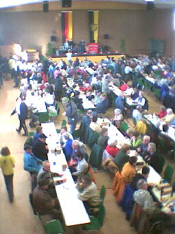 Blick in die Halle von der Startkartenausgabe aus