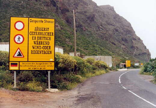 (c)2002 KPKproject - Tenerife - Nord-West - Teno - Punta de Teno Zufahrt