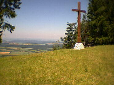 Gegenber dem Funkturm